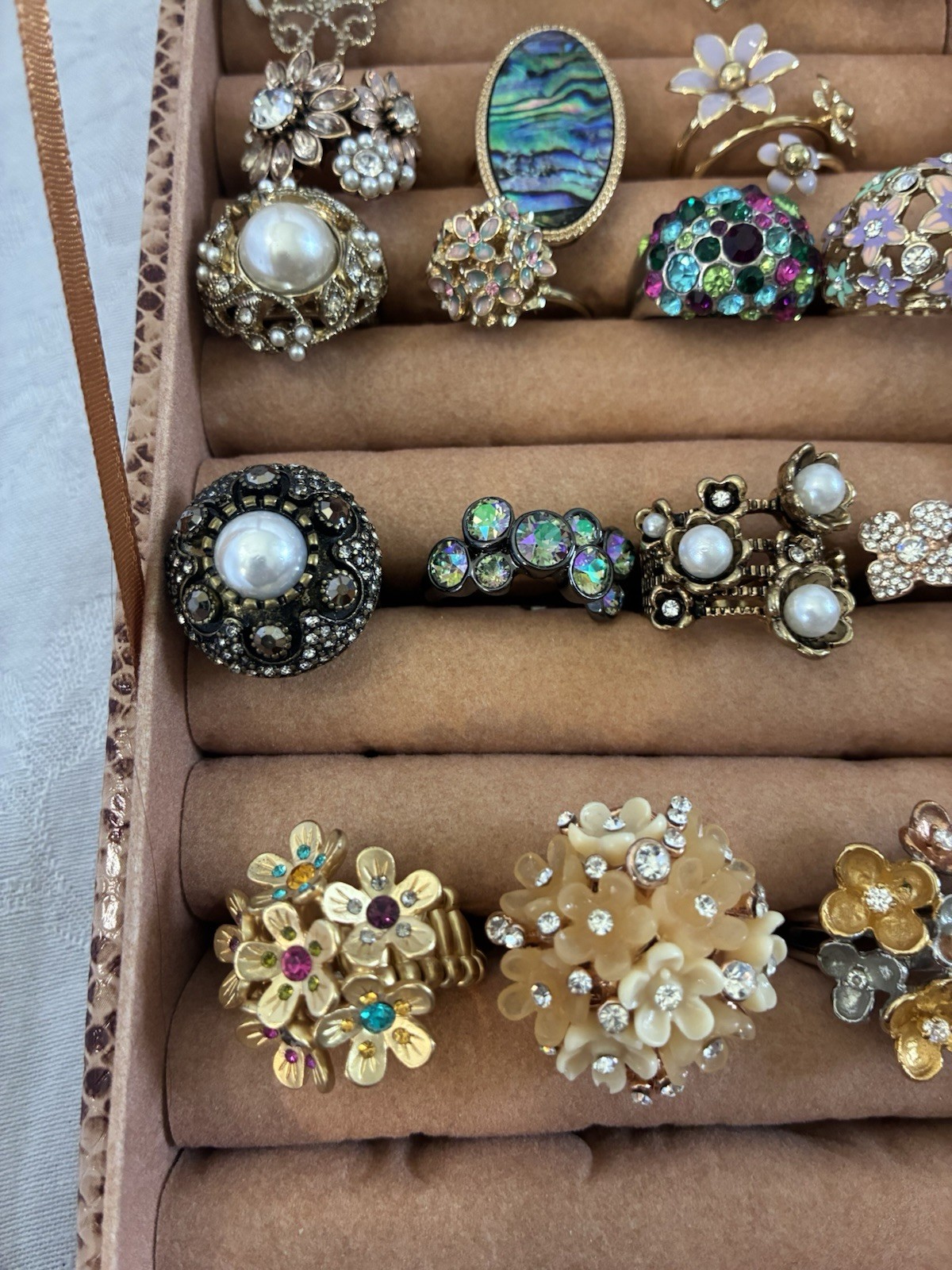Lot Of 18 Statement Rings Sz 8 And 9