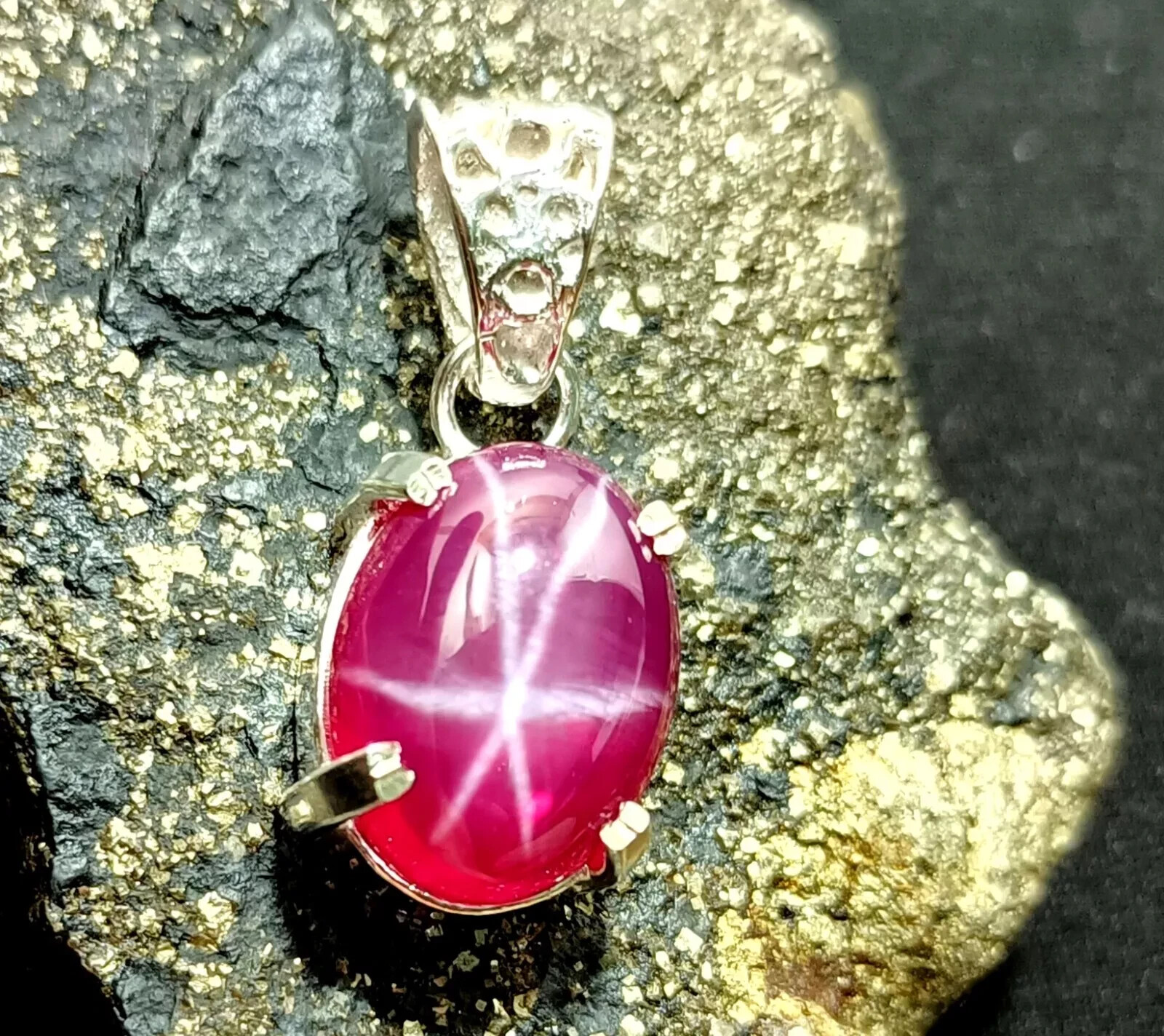 Certified 28.00 Ct Natural 6 Ray Star RUBY 925 Solid Silver Pendant Gemstone