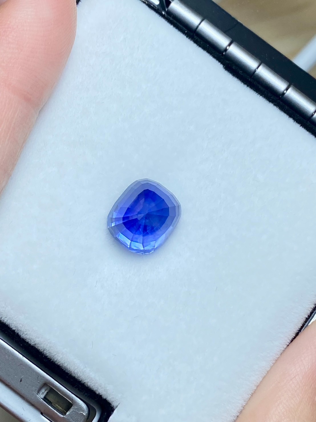 [jerseychou] Natural cornflower blue sapphire 6.15ct , Sri Lanka , GRS/LOTUS