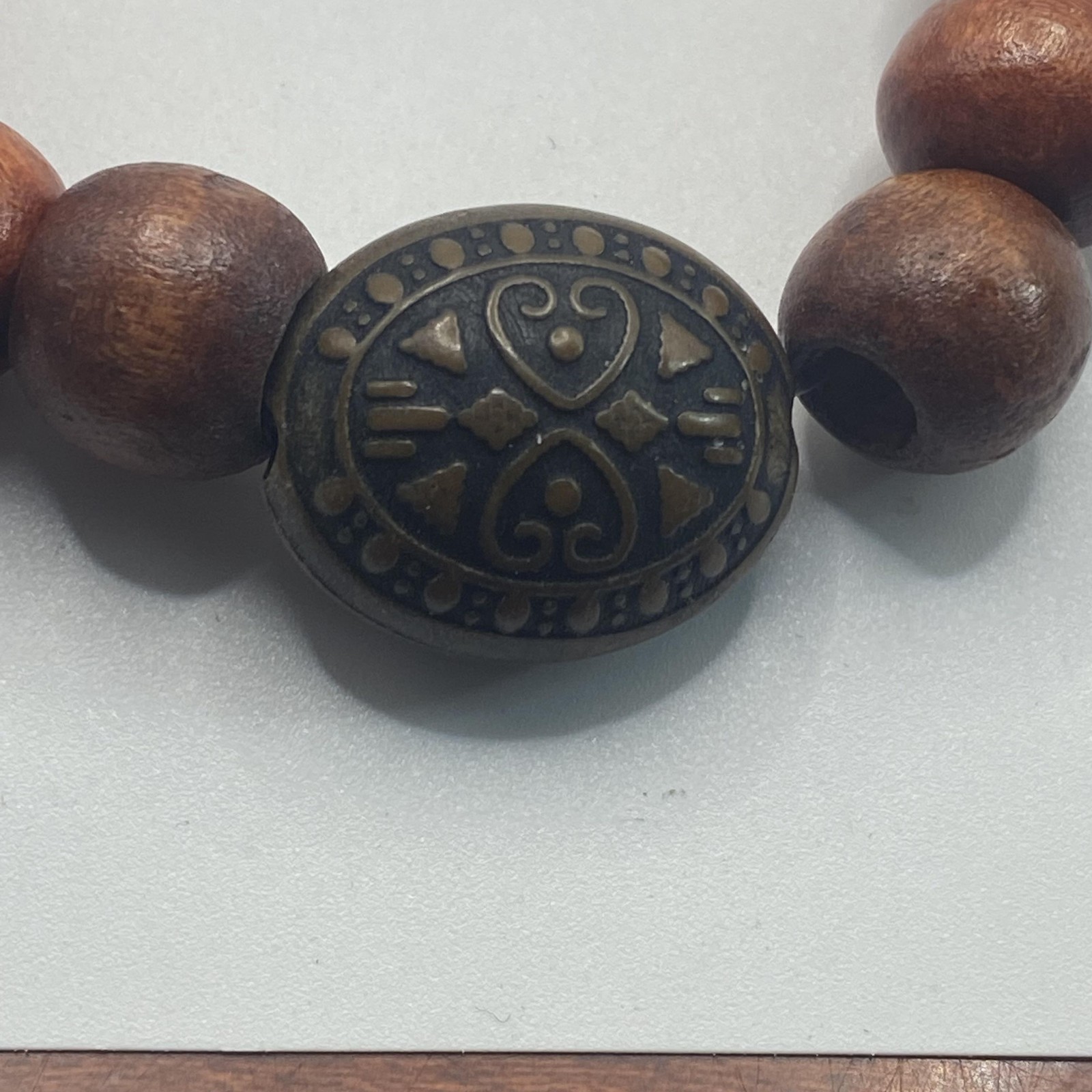 Brown Red Wood Beaded Necklace Brass Oval Center 24 In Boho Womens Jewelry