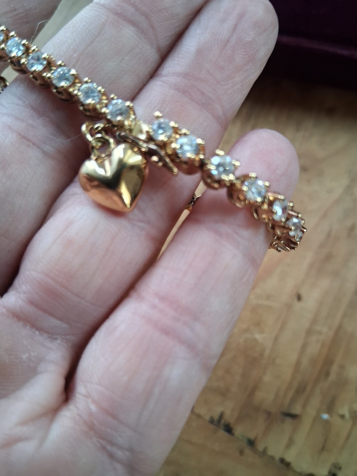 6 In Sterling Silver ,electroplated 22k Gold Set With 40 Cubic Zirconia…