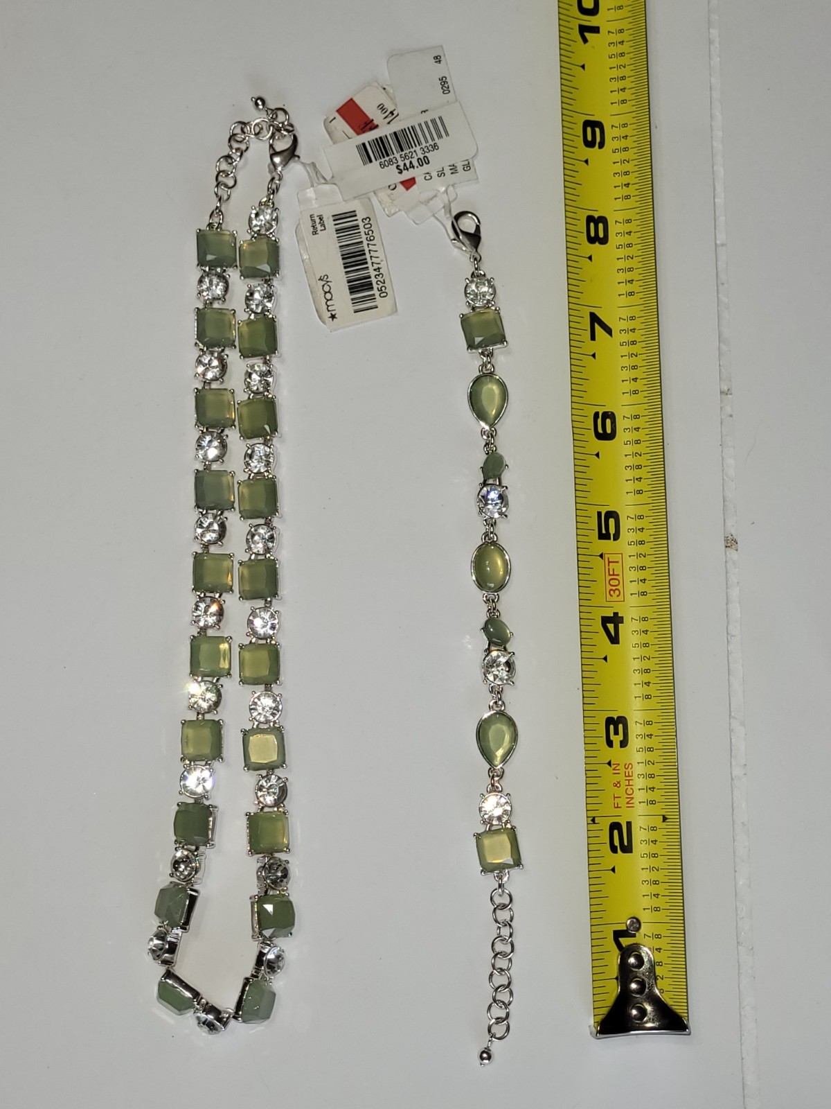 Vintage Imitation Emerald Rhinestone Accents Matching 18″ Necklace 8″ Bracelet