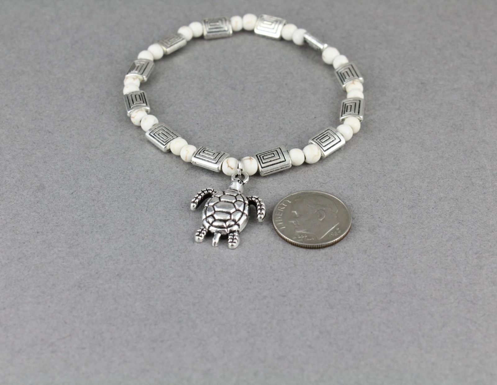 turtle charm bracelet stretch Cream Silver stretchy beaded bracelet tortoise
