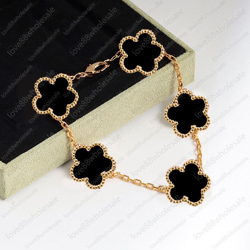 Women Four-Leaf Clover Bracelet Charm Mother-of-Pearl 18K Gold Designer Jewelry