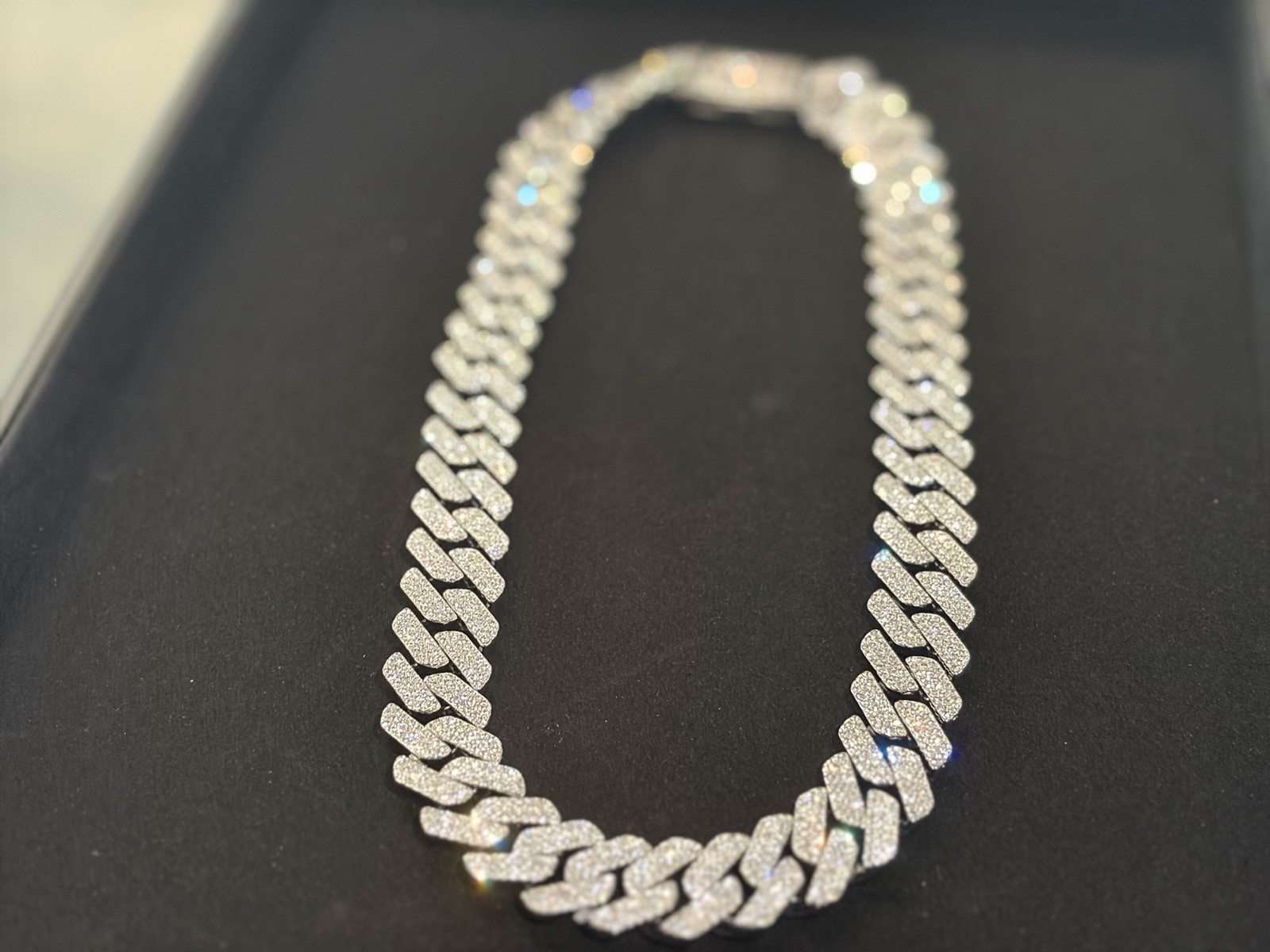 925 Silver Iced Out Cuban Silver Tone Pavé 925 SILVER VVS MOISSANITE 22 INCH