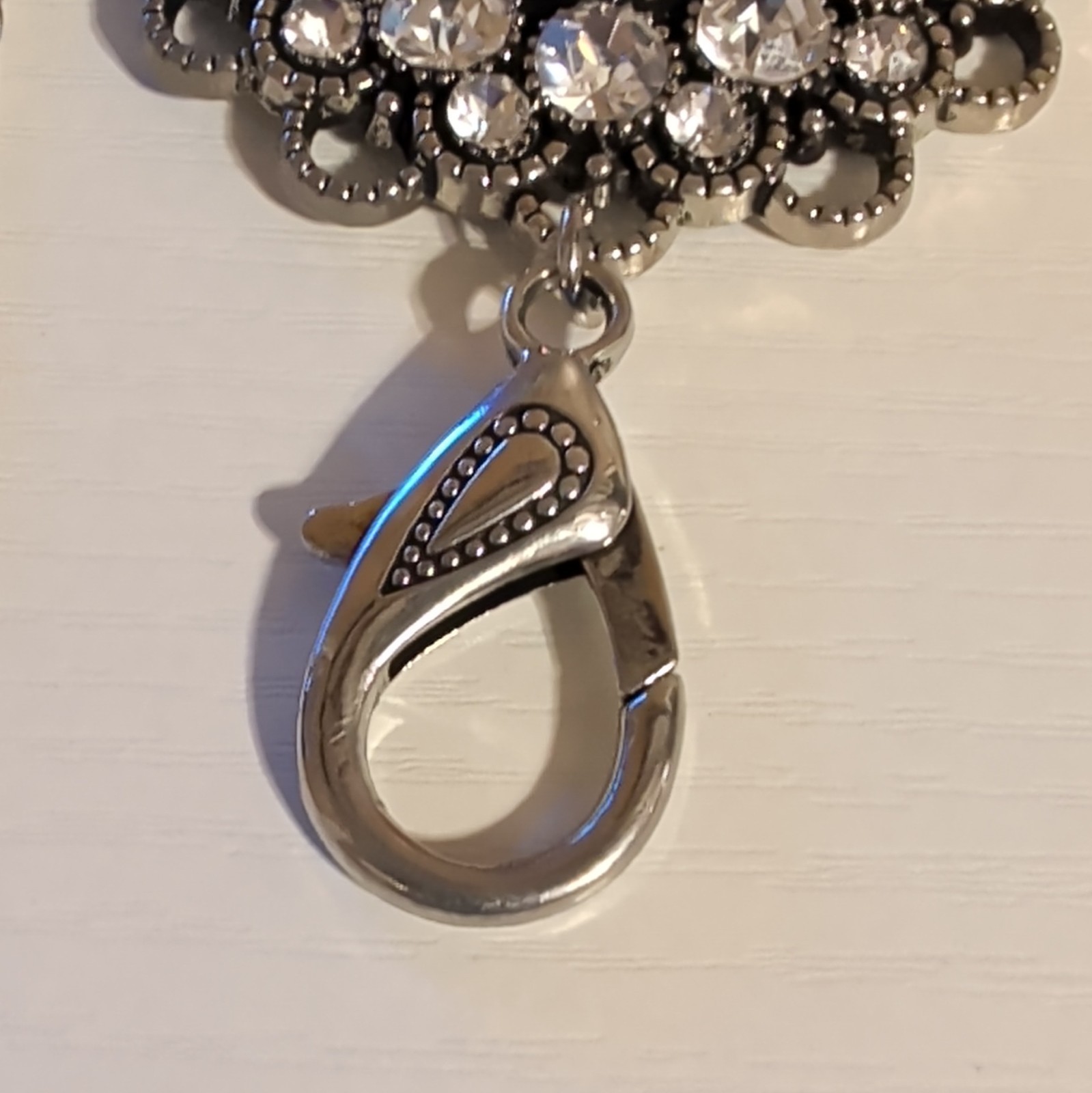 Silver Tone Blue Oval Crystal Cluster Halo Pendant Cable Chain Necklace . #27