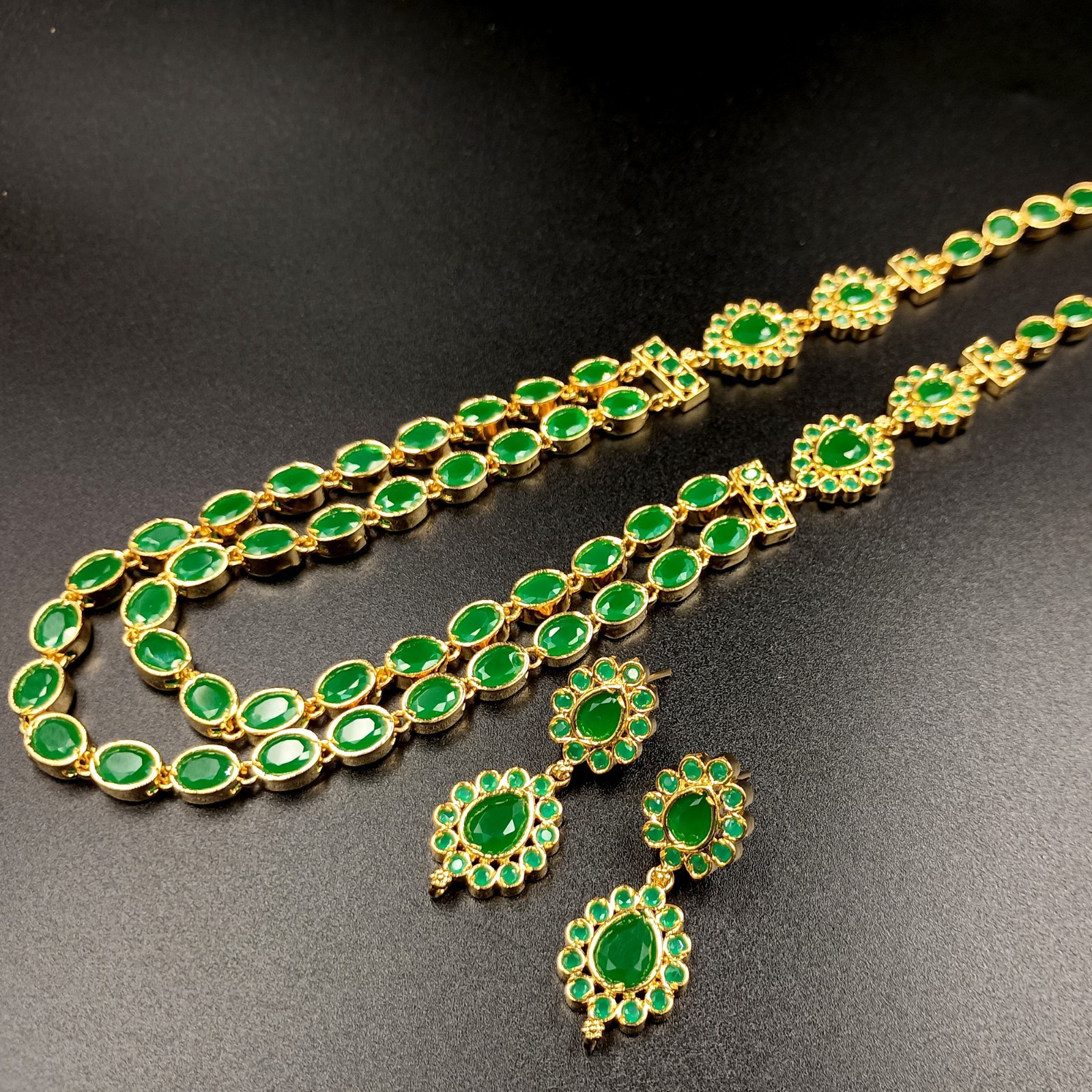 Vintage 2 Layer Green Emerald Choker Necklace Earrings Set 22K Gold Plated Gift