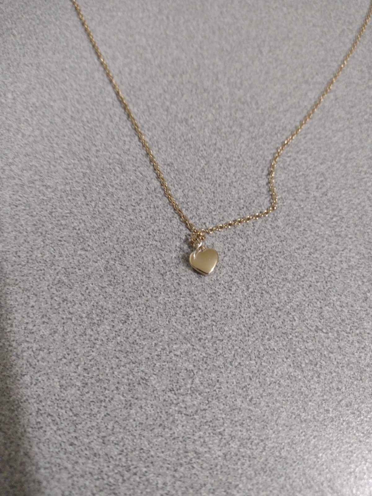 Coach Heart Shaped Pendant Necklace C Logo Gold Tone Chain 18″