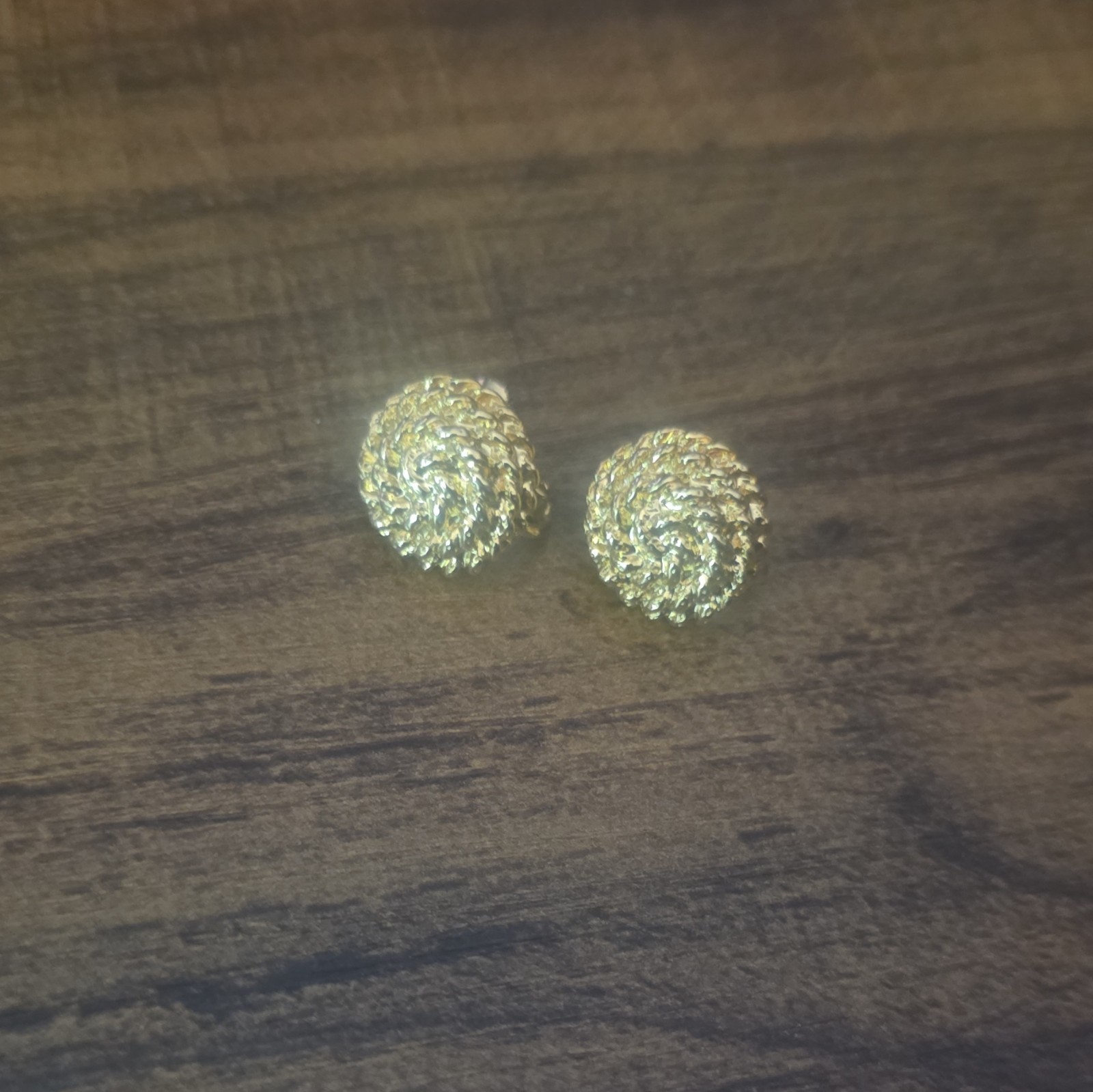 Gold Tone Round Stud Clip-On Earrings Screw Back No Stone Metal Lobe