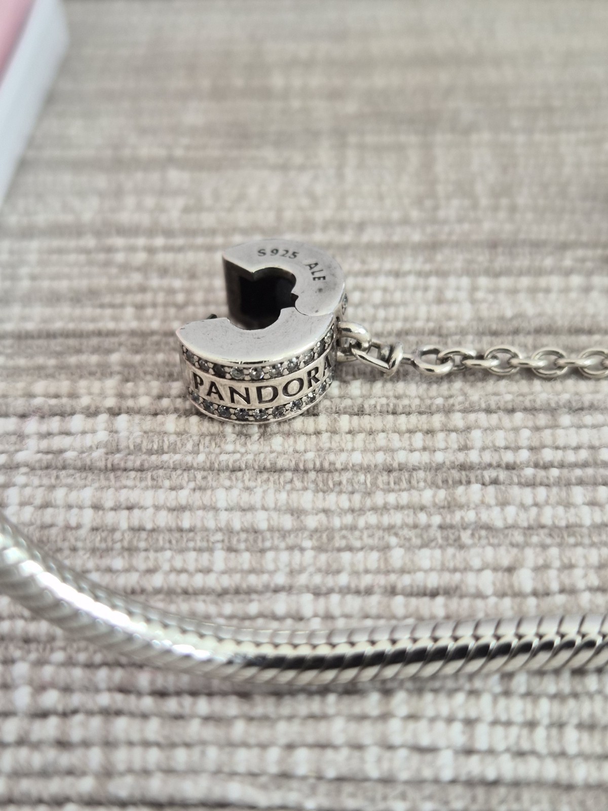 PANDORA Bracelet 7-inch with 4 Charms, Safety Chain, And Original Packaging