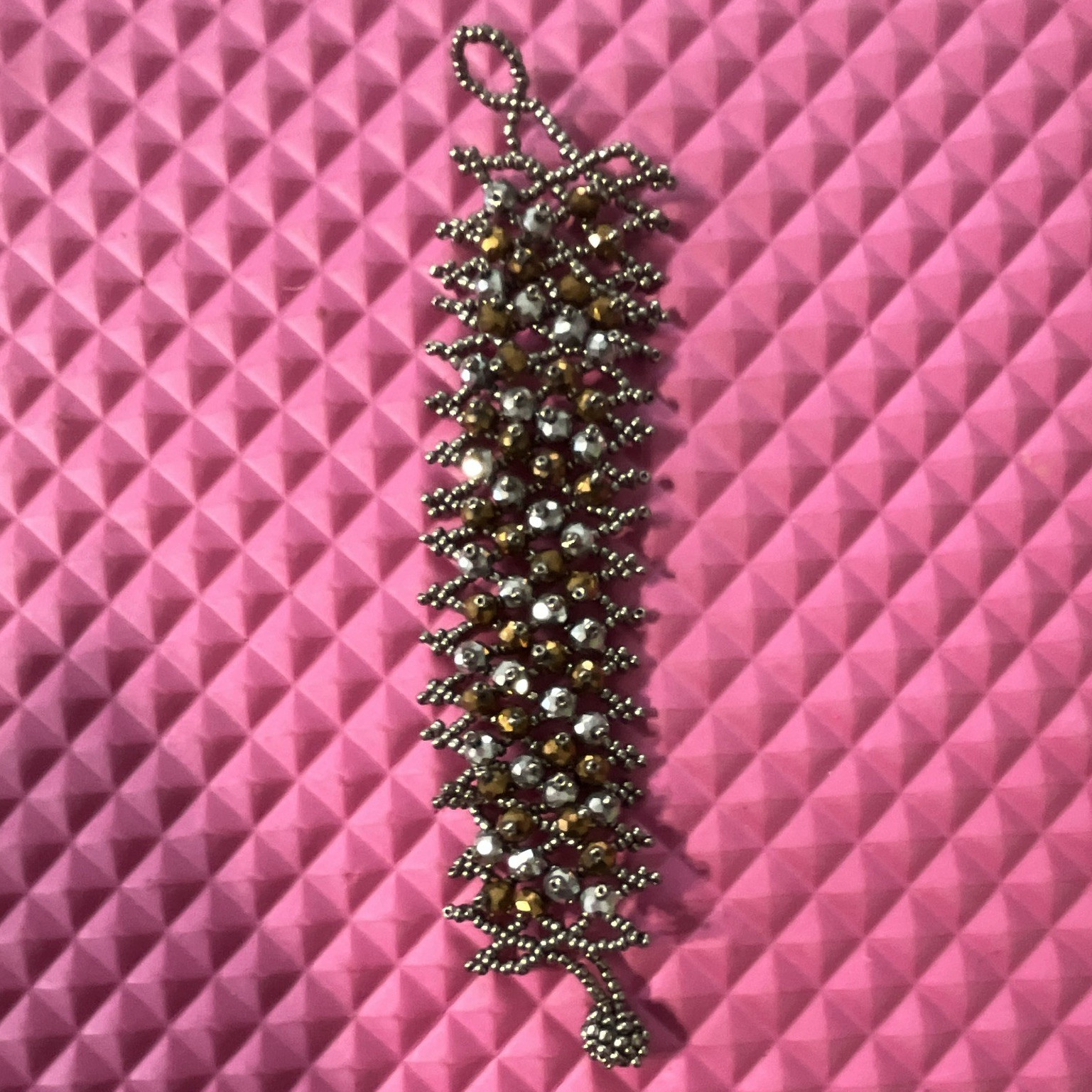 Iridescent Tone Metal Beaded Chain Bracelet Ball/Bead Link Toggle Closure