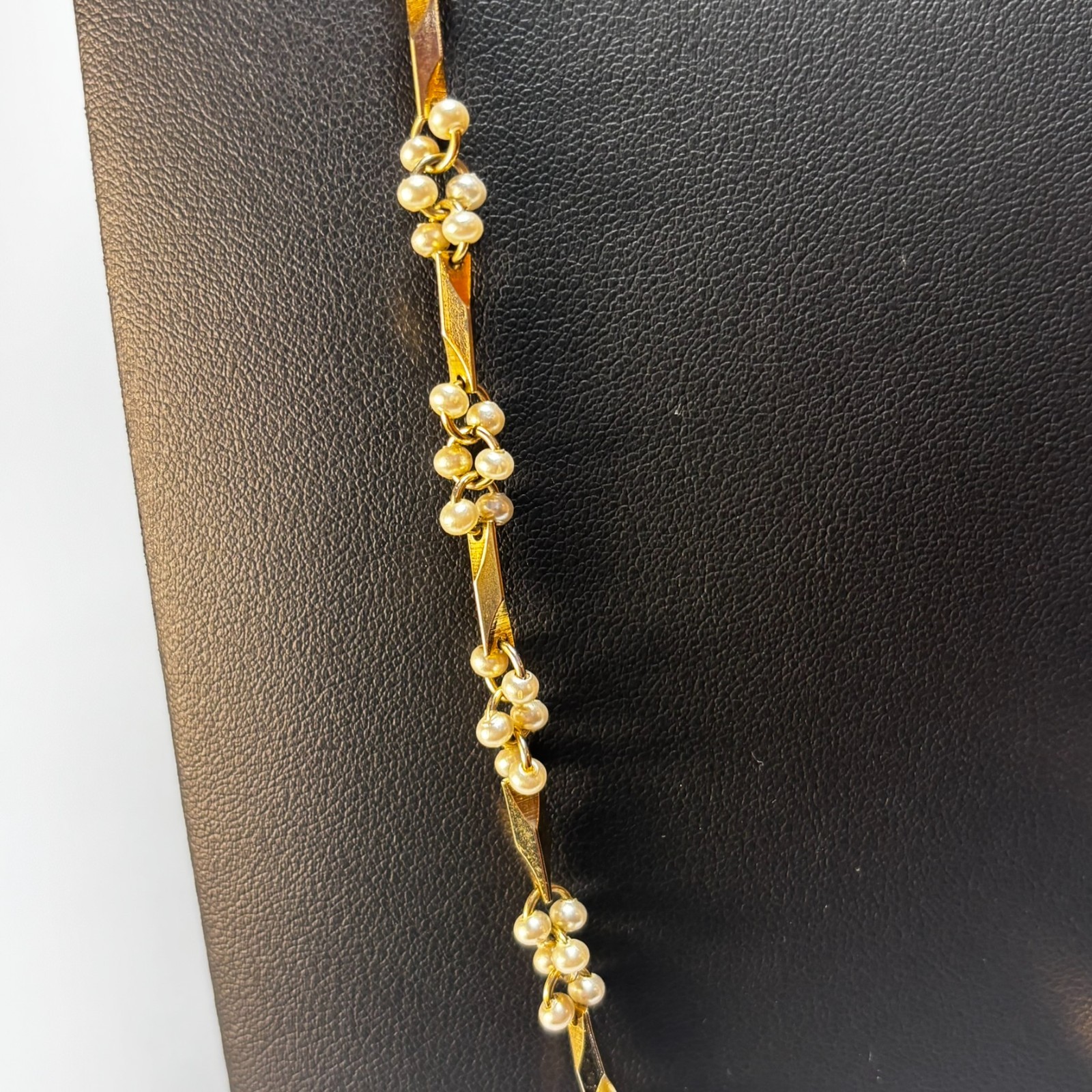Faux Pearl Cluster Gold Tone Long Necklace White Elegant Jewelry