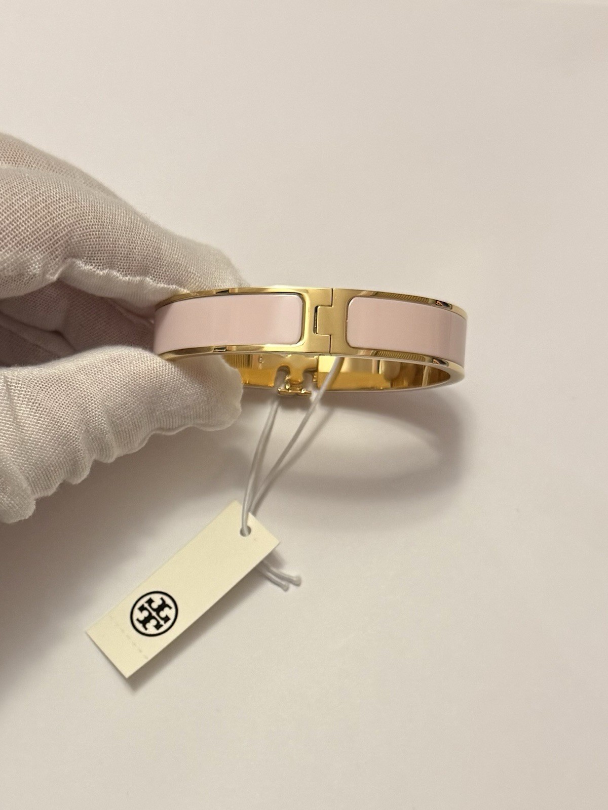Tory Burch Kira Enameled Bracelet NWT Size Medium