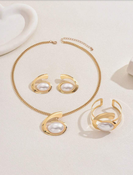 Faux Pearl Necklace Bracelet Earring Set White Big Beads Classy New