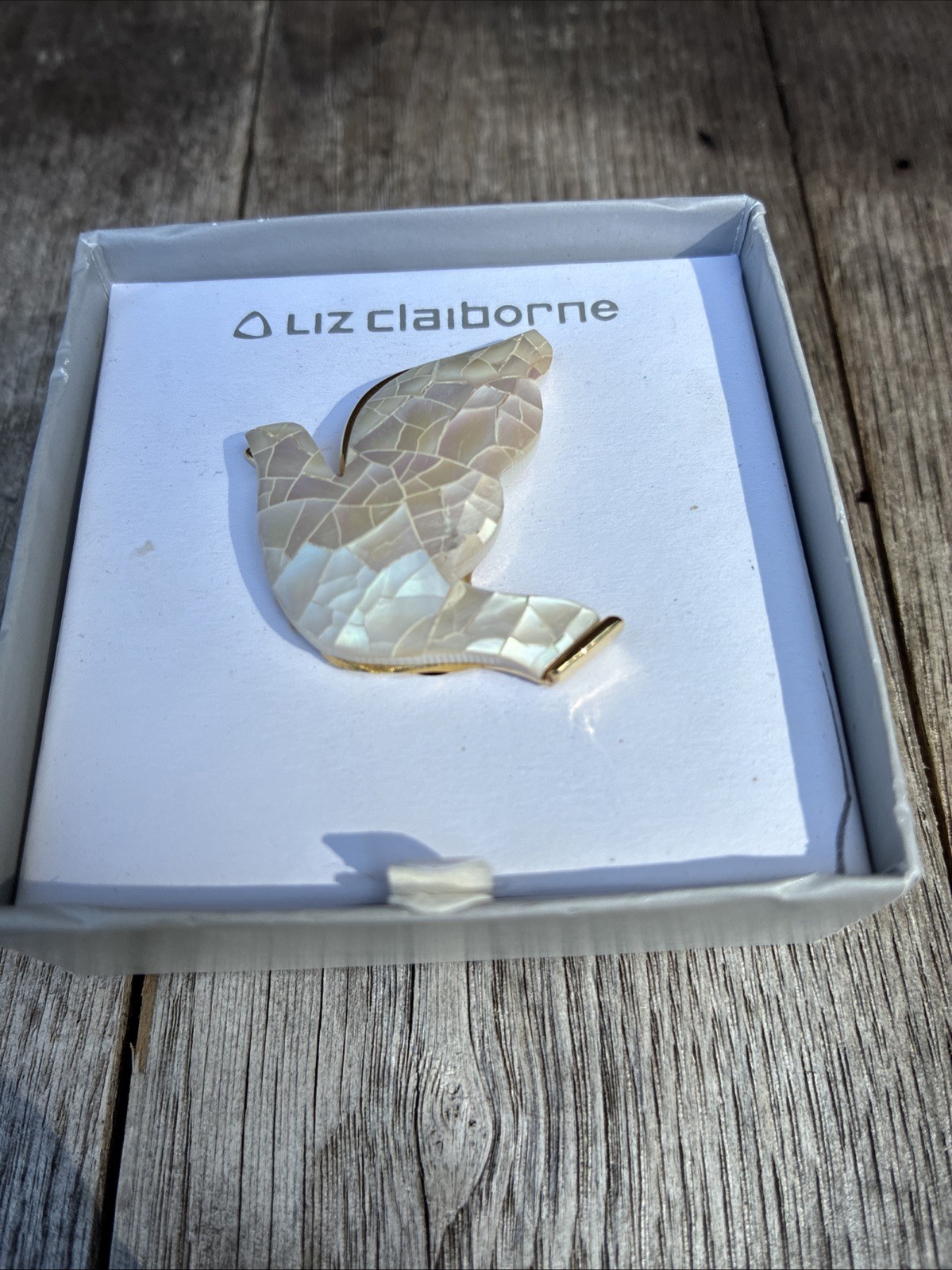 Liz Claiborne Mother of Pearl Shell Dove Bird Brooch Mosaic Gold Pin