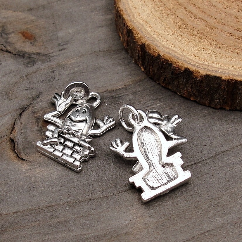 Silver Humpty Dumpty Charm – Nursery Rhyme Charm – Fairy Tale Childrens Charm