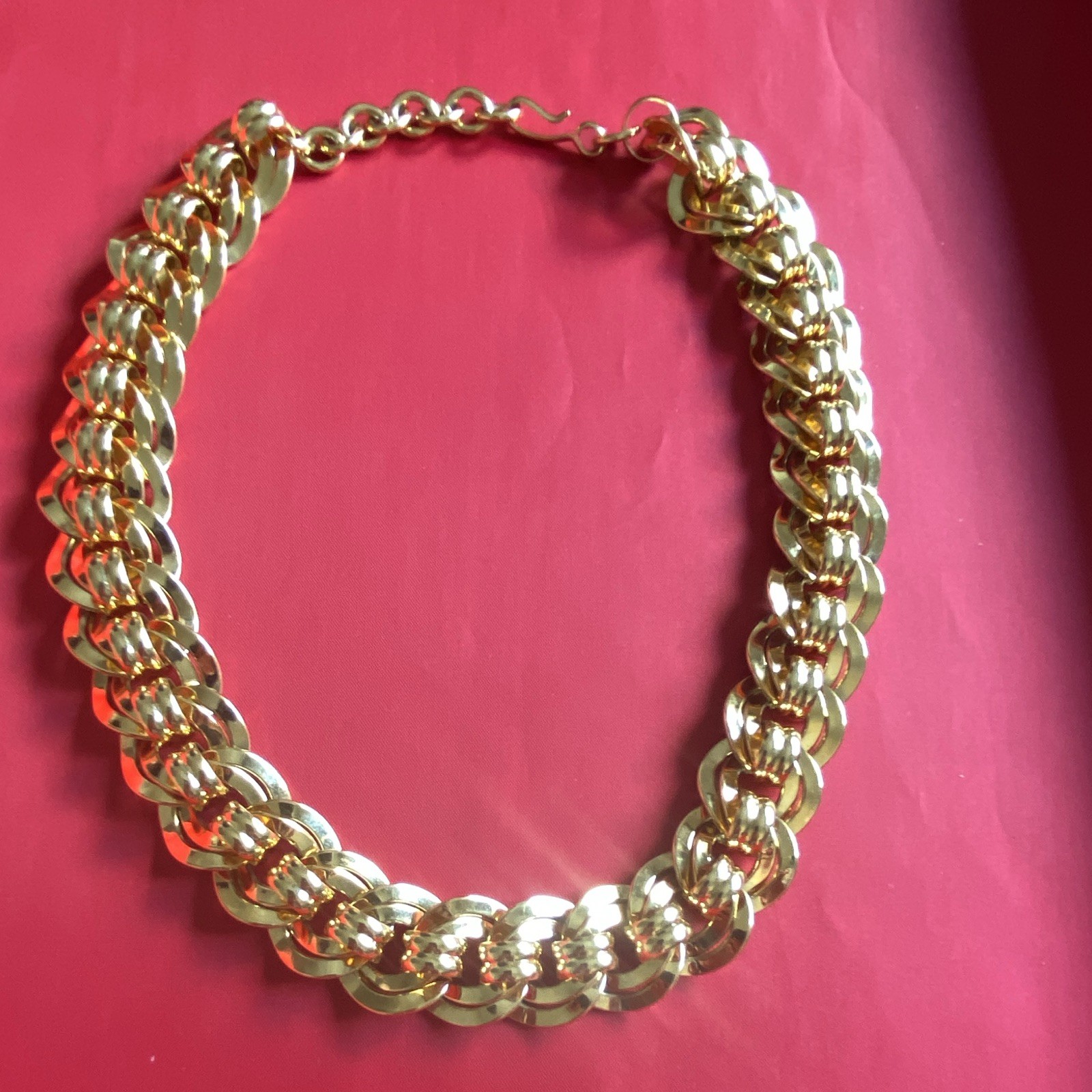 J.Crew Gold Tone Metal Curb Link Chain Necklace, Lobster Clasp, Signed