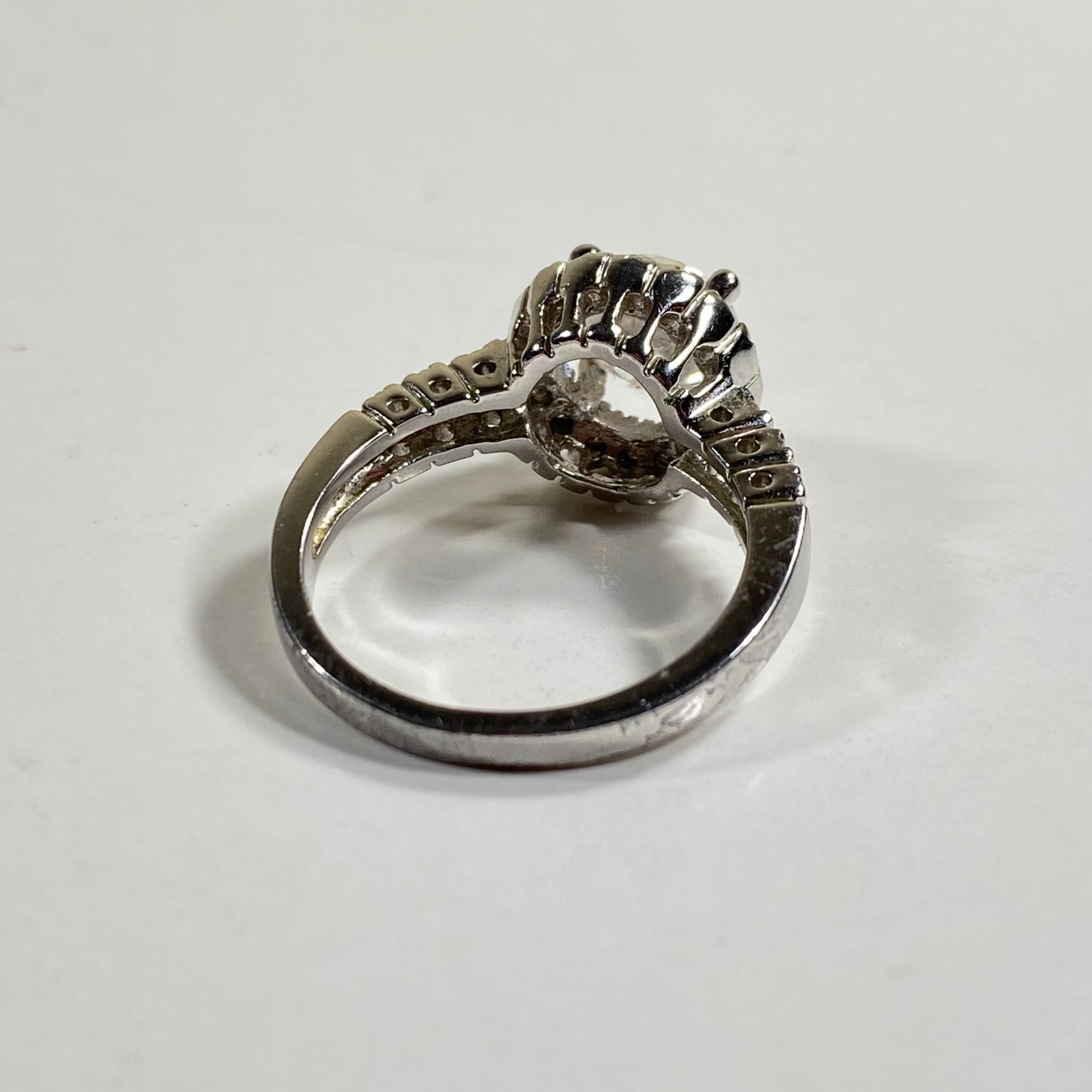 Lia Sophia Round Crystal CZ Halo Setting Ring Silver Tone Pave Size 8 Very Good