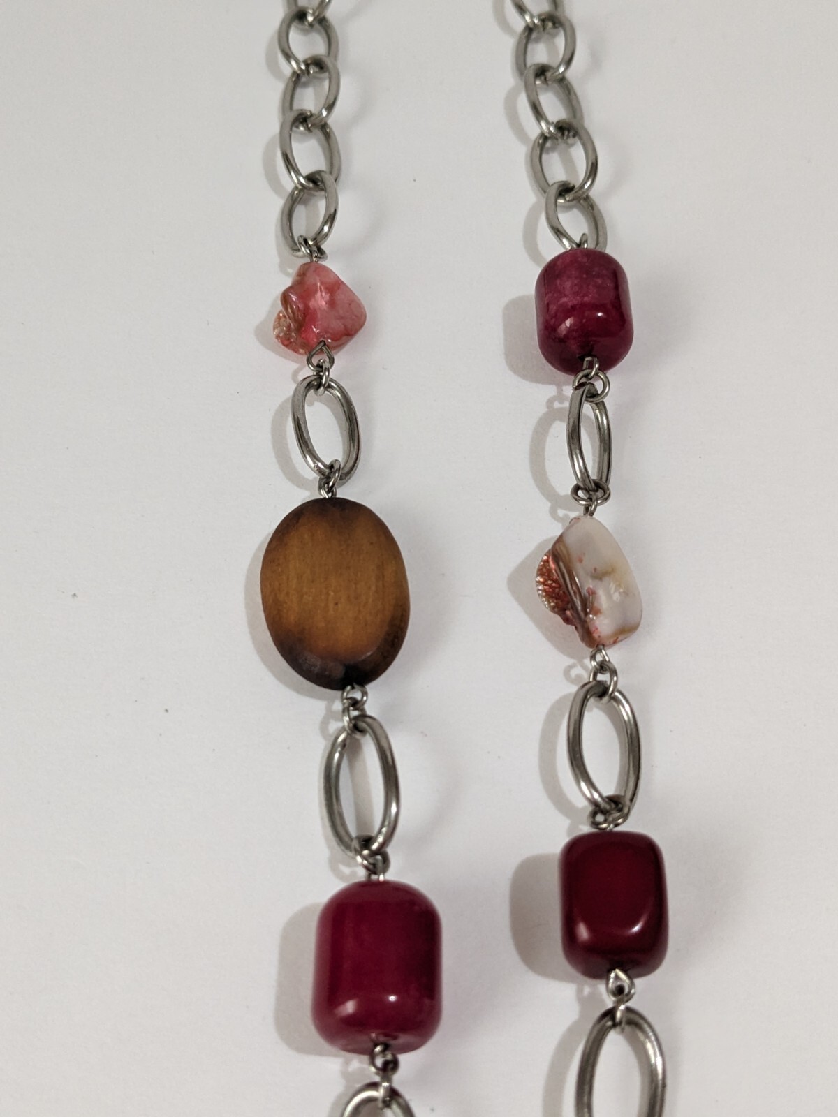 Multicolor Agate, Shell And Wood Beads Silver Tone BOHO Necklace. Unique. 28″.