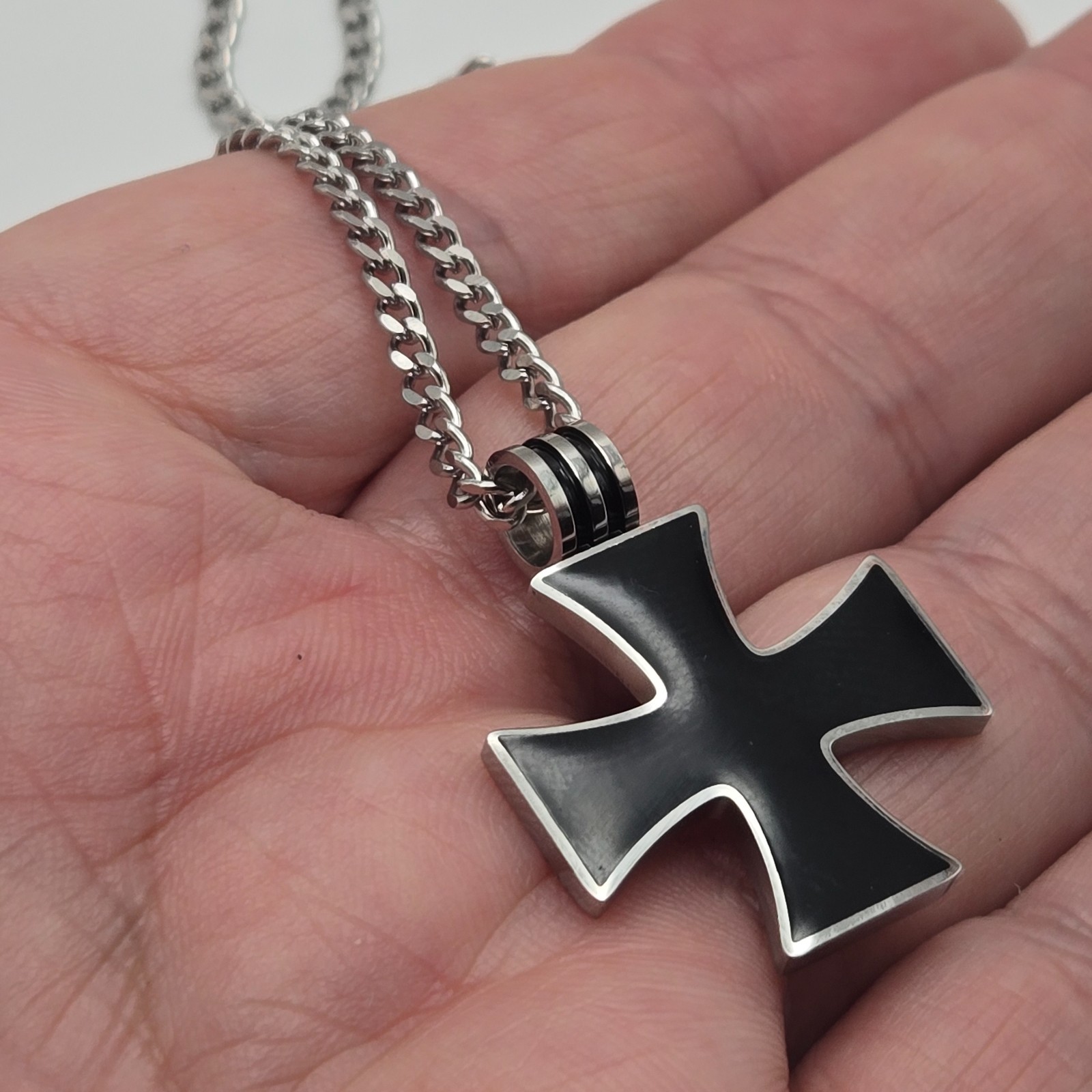 BLACK IRON CROSS PENDANT CHARM / 18″-24″ STAINLESS STEEL CURB CHAIN NECKLACE