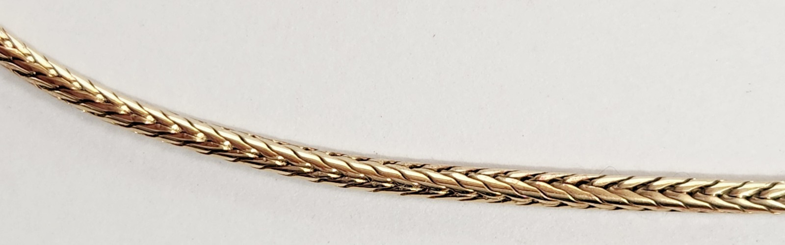 Goldtone Wheat Link Chain Necklace Classic Beauty Jewelry Staple Retro