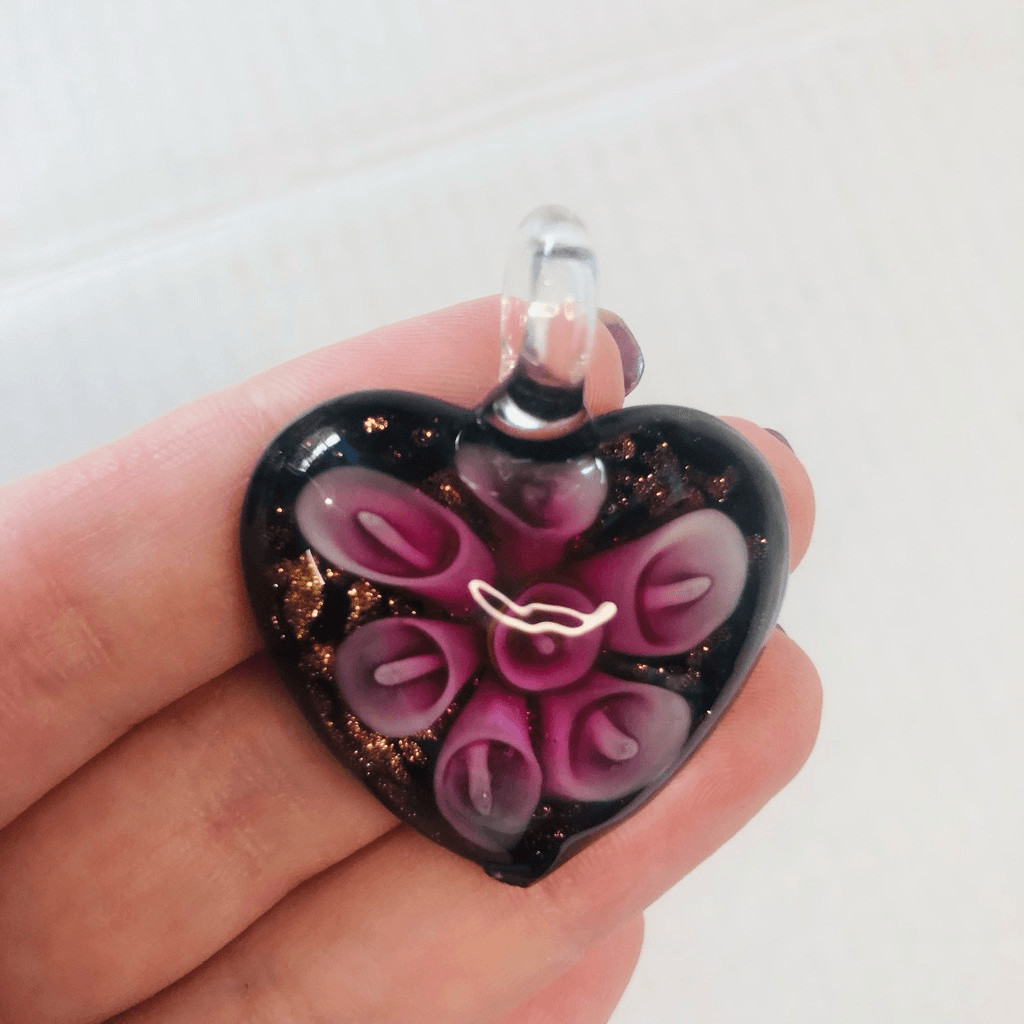 Art Glass Hand Crafted Pendant Pink white callalily Flower Gold Stone Heart