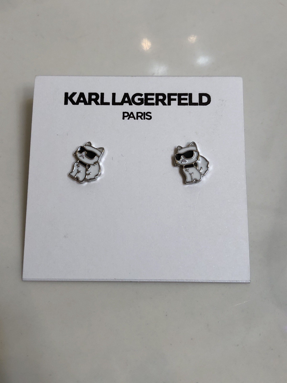 Karl Lagerfeld White & Black Enamel Mini Sitting Choupette Stud Earrings NWT