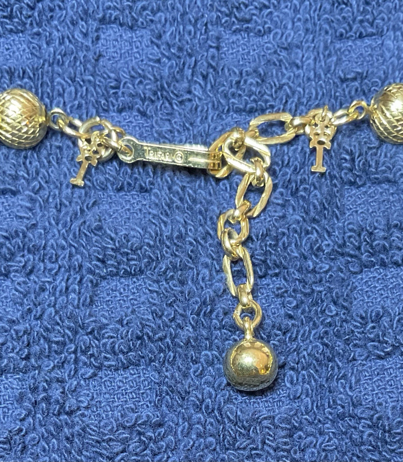 Vintage Trifari Gold Tone Beaded Necklace