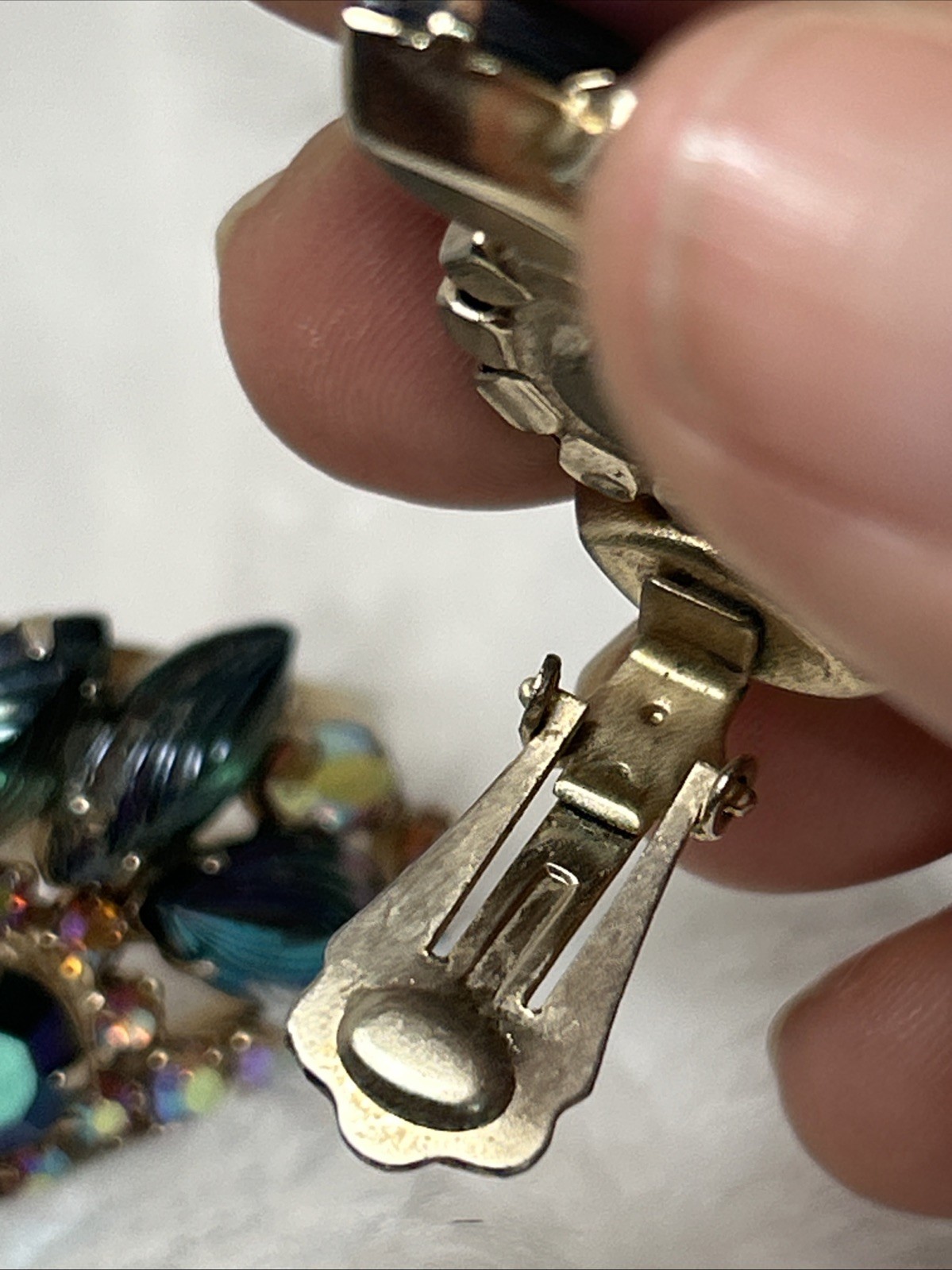 Vtg Clamper Bracelet Earrings Set Heliotrope Watermelon Glass Stones Unsigned