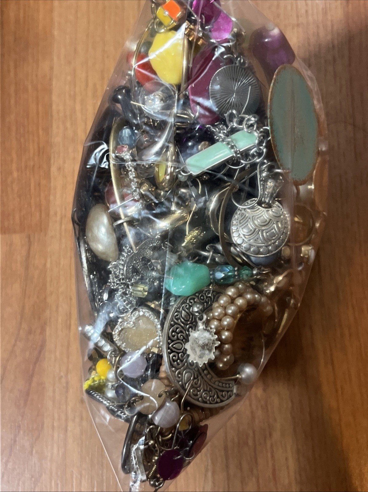 Womens Mismatch Earrings 1 Lb Mixed Materials DIY Craft Crafters Lot Vtg To Now