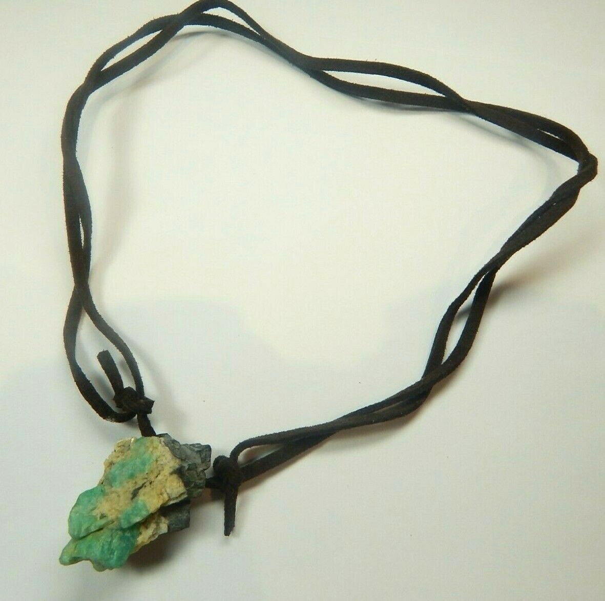Colombian Emerald Raw Mineral Beryl with crystals 50.00 Cts Cow Leather Muzo Min