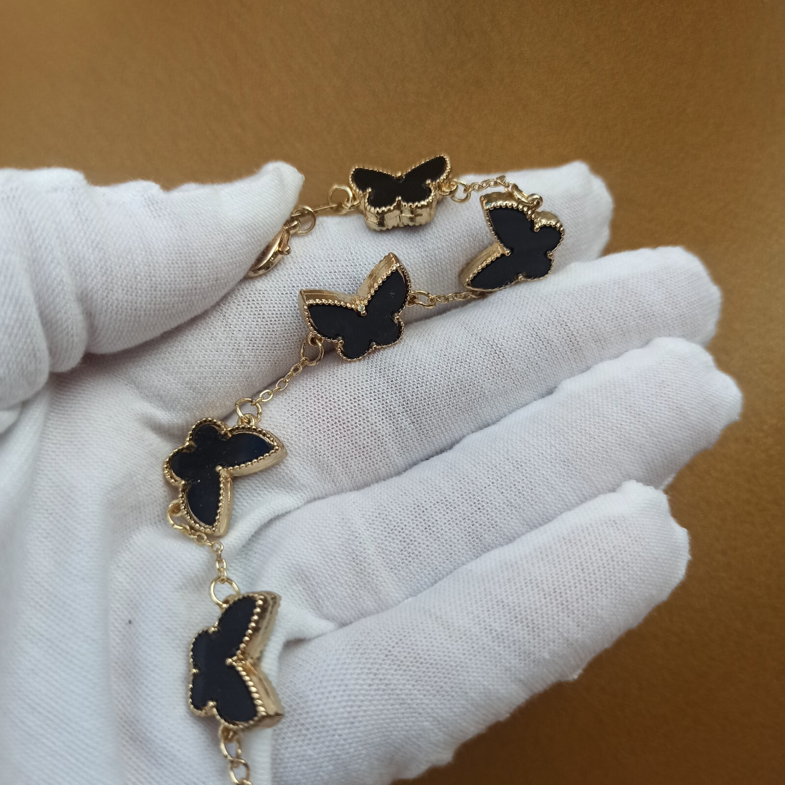 Butterfly Bracelet Black Gold Tone Fashion Signed MINISO Gift Charm Modern Trend