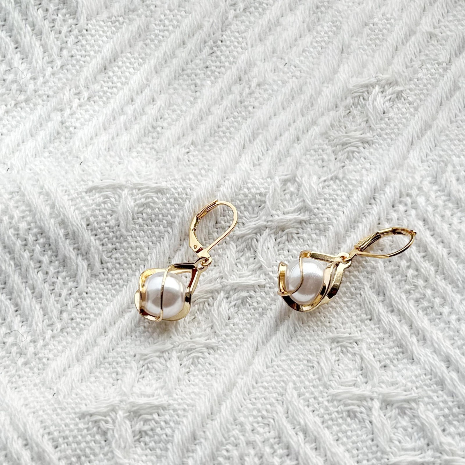 18K Gold Plated Caged Pearl Dangle Drop Earrings for Women Lightweight Leverback