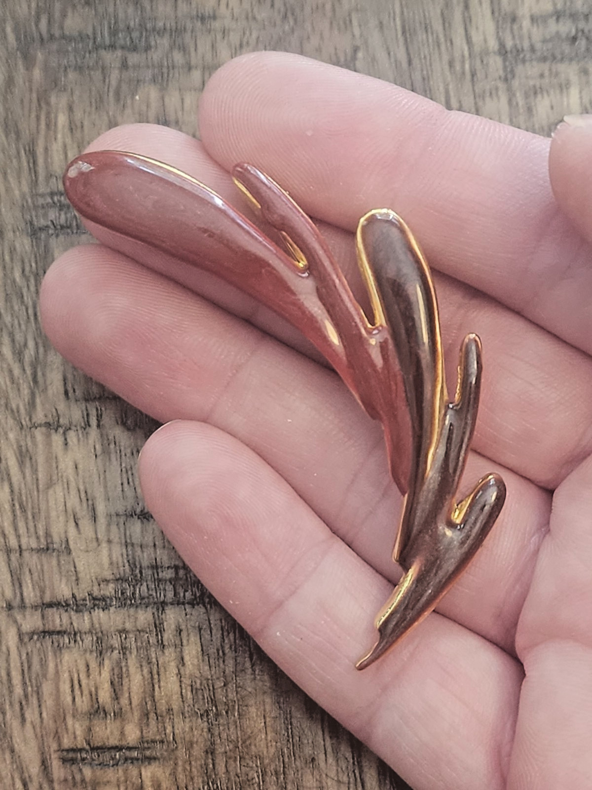 Vintage Gold Tone Brooch featuring a Rust Brown/Burgundy Enamel Leaf Design