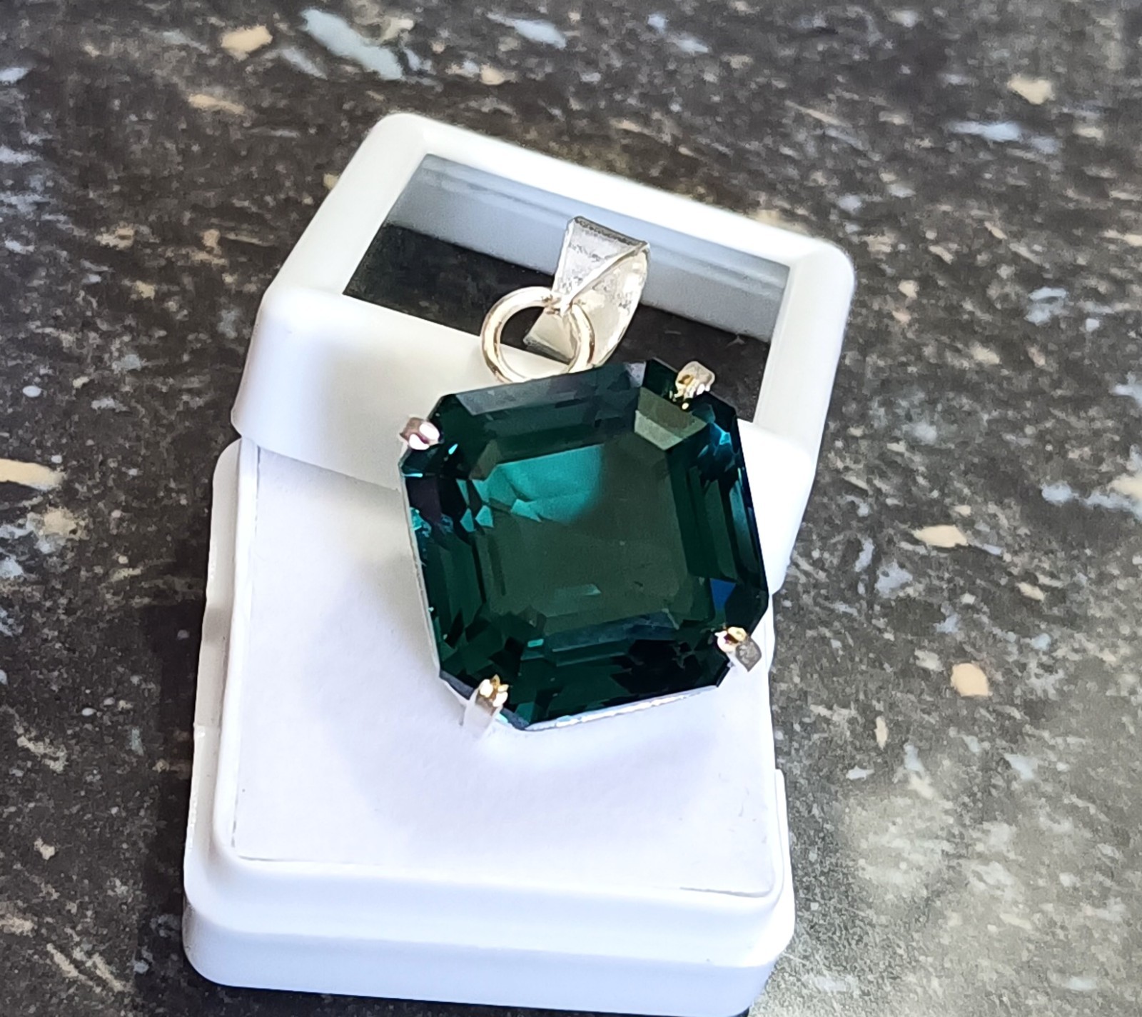 Certified 37.75Ct Natural Paraiba Tourmaline 925 Silver Pendant With SliverChain