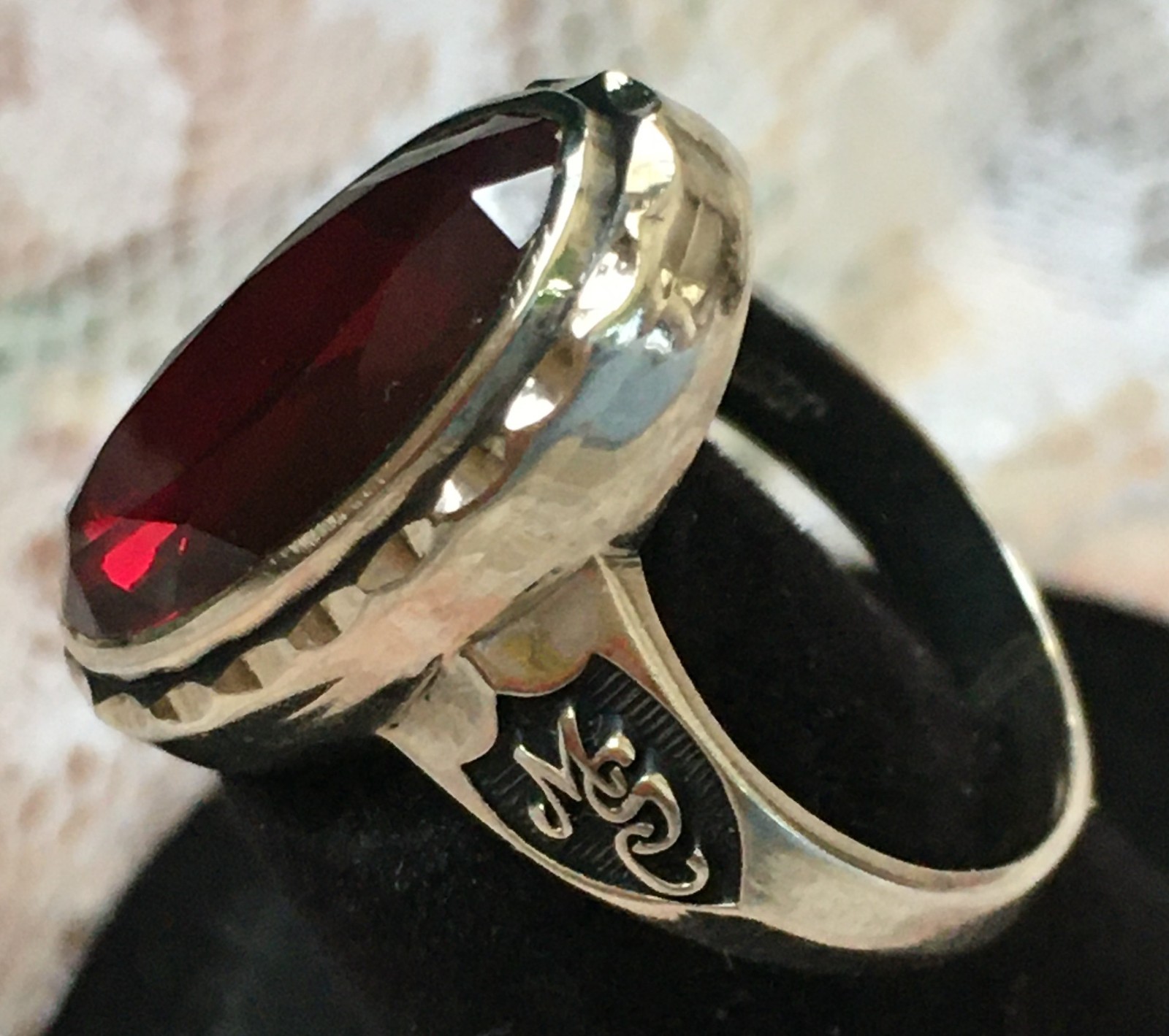 Ladies FASHION RING 10k • 6.8 grams • Size 5.5 • JOSTENS SAMPLE Montclair State