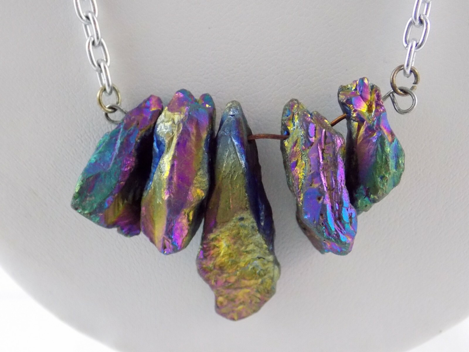 Silver Toned Metal Rainbow Aura Quartz Pendant Necklace No Marks 23.5 Inches