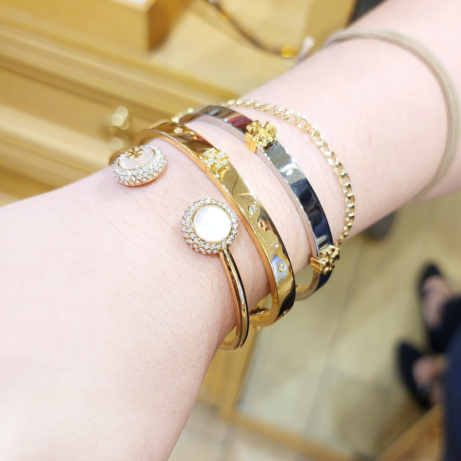 Authentic Tory Burch 18K Gold Plated Logo Two Tone Hinge Bangle Cuff Bracelet