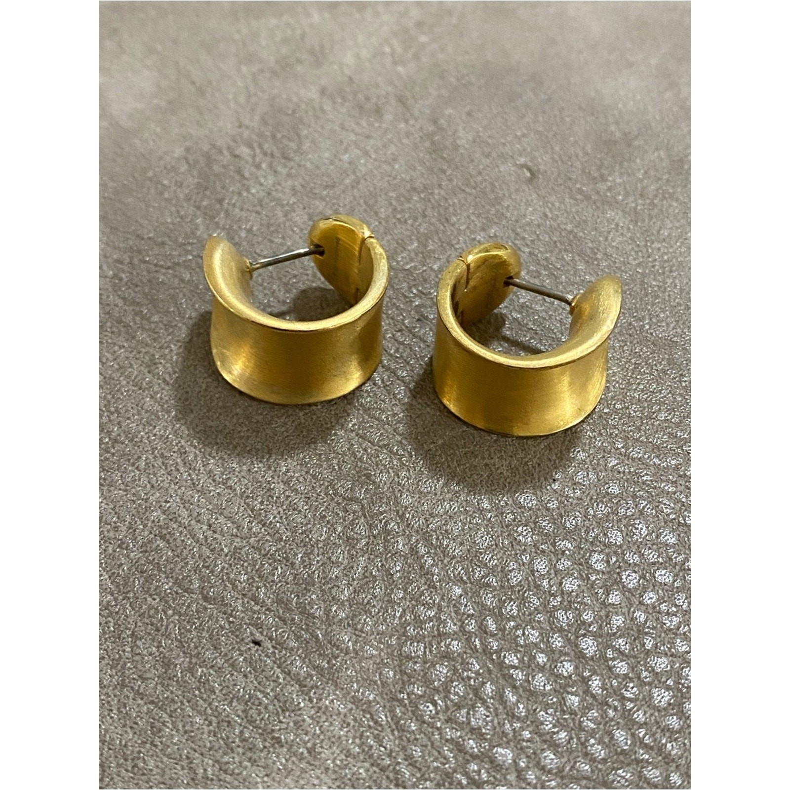 Dean Davidson Sol Huggie Hoop Earrings 22k Brushed Gold Finish 3/4”