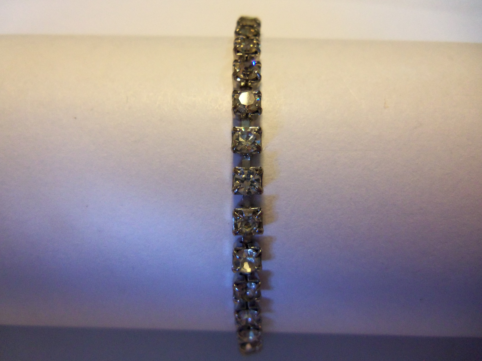 Silver Tone Clear White Gem Tennis Bracelet 6 3/4″ Studded CZ Sparkle