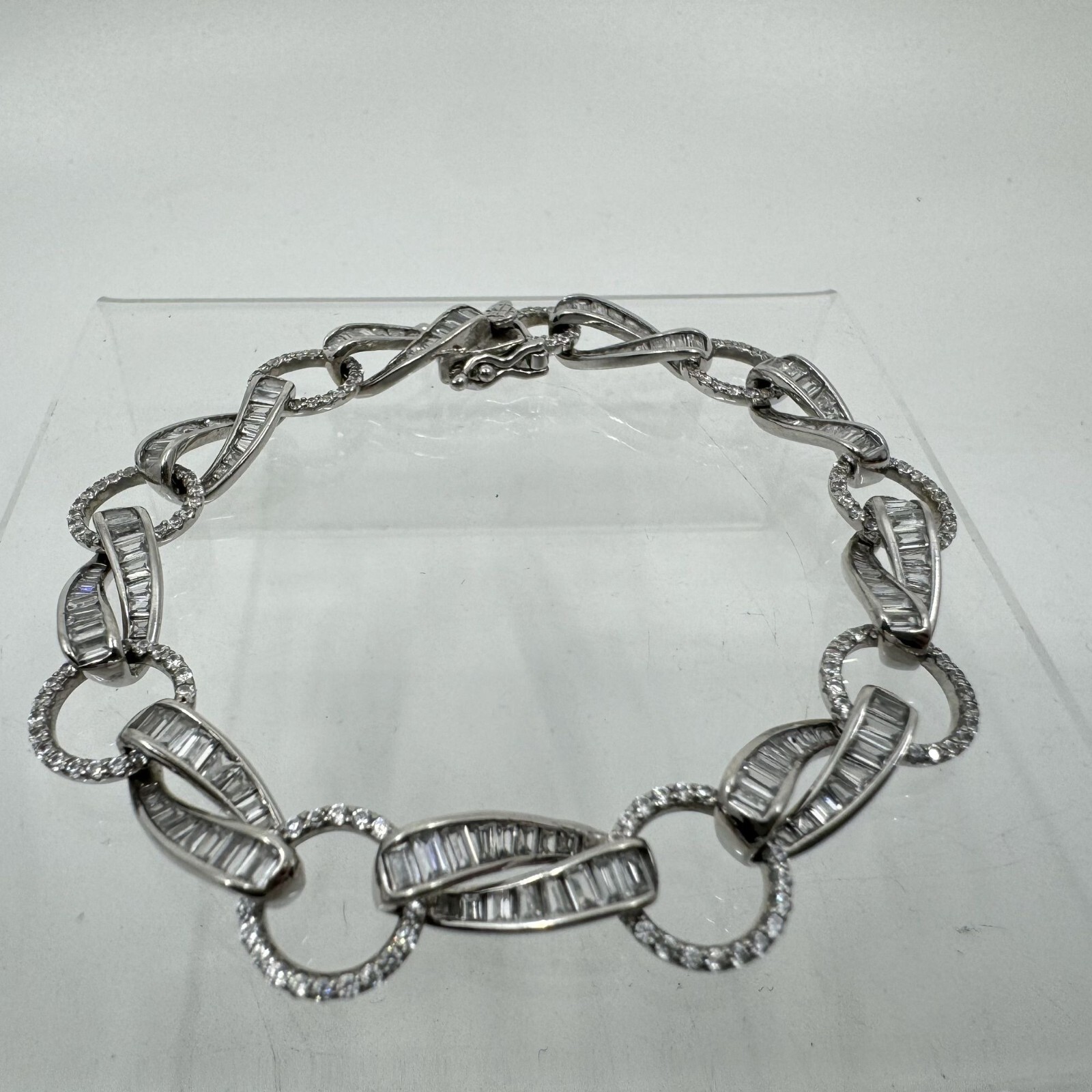 Sterling Silver Baguette & Round Cubic Zirconia Link Tennis Bracelet 7.25″
