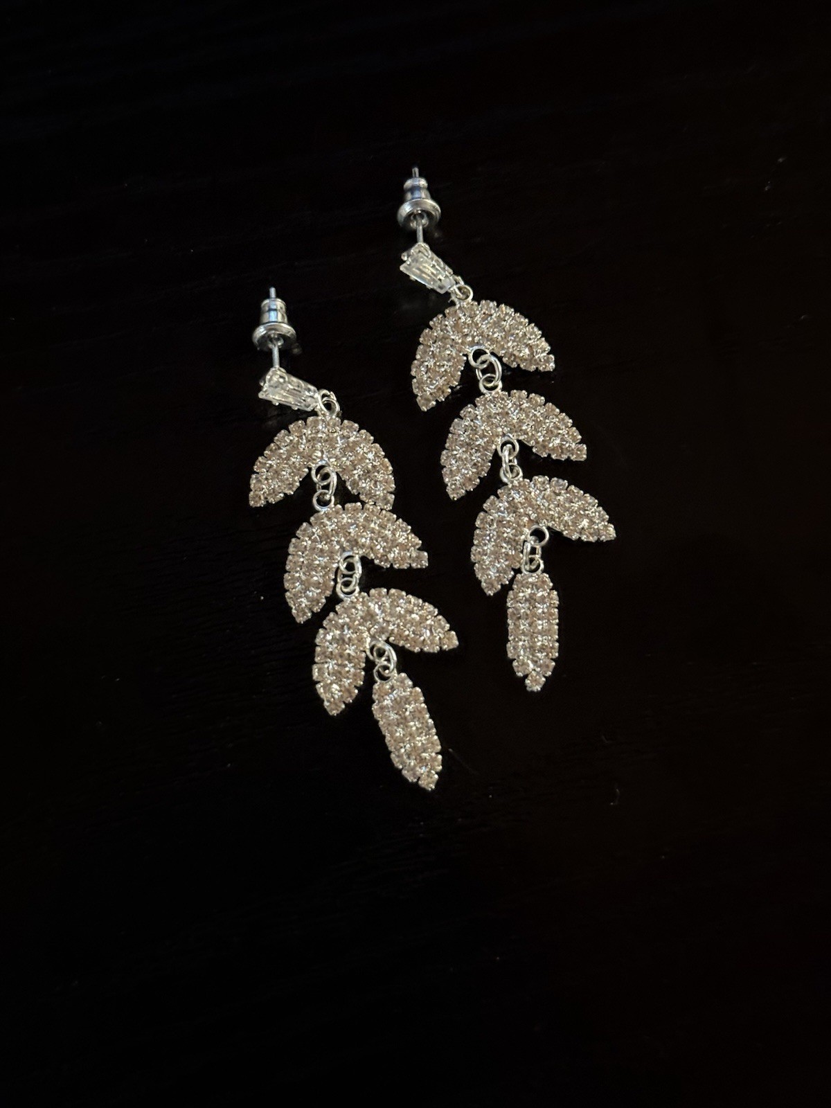 Silver Tone Crystal Leaf CostumeJewelry Set Bracelet & Drop Earrings