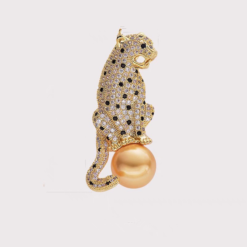 Leopard Brooch Pin Women Gold Tone Zircon Rhinestone Pearl Accent Animal Jewelry