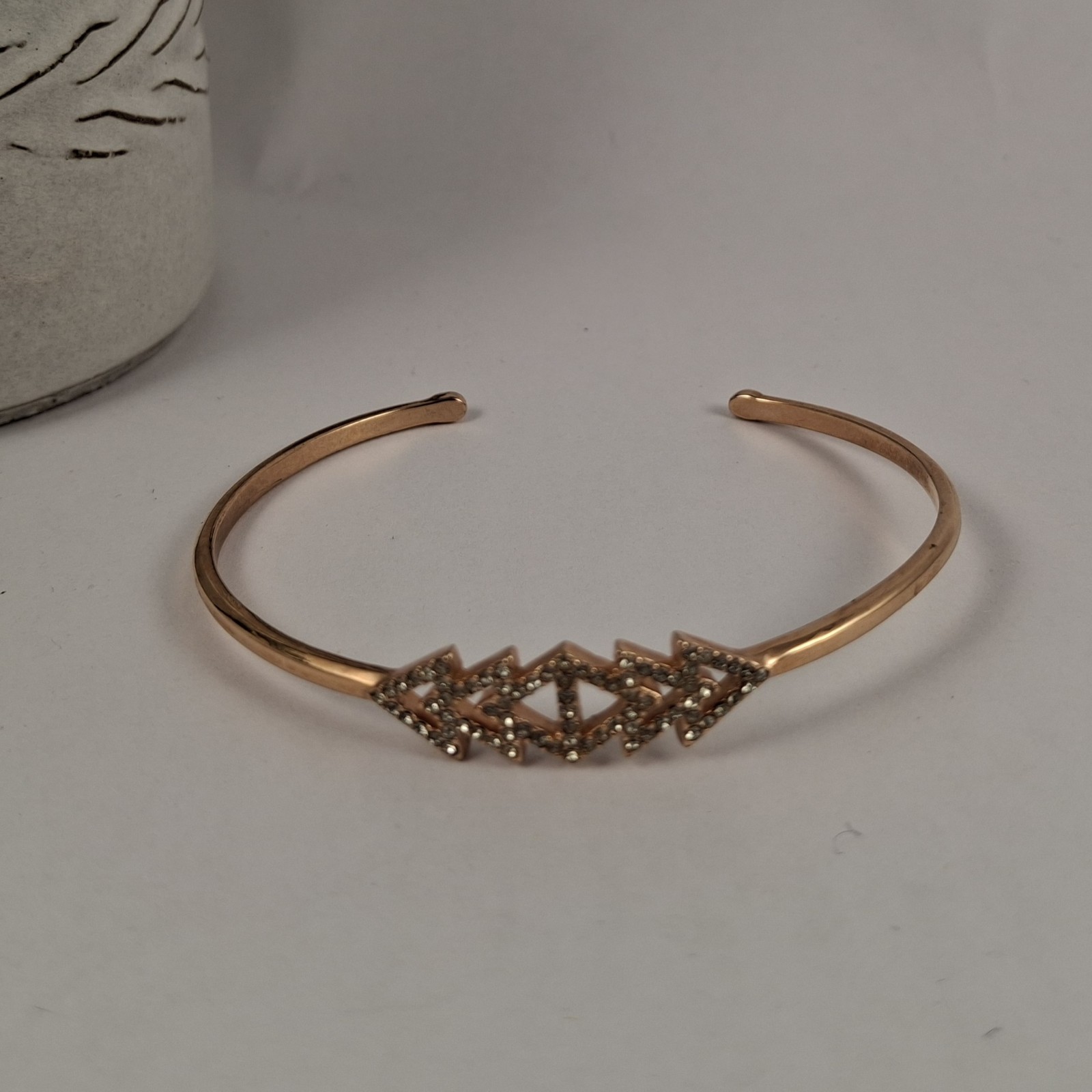 Stella & Dot Rose Gold Tone Crystal Chevron Cuff Bracelet Pave Designer Womens