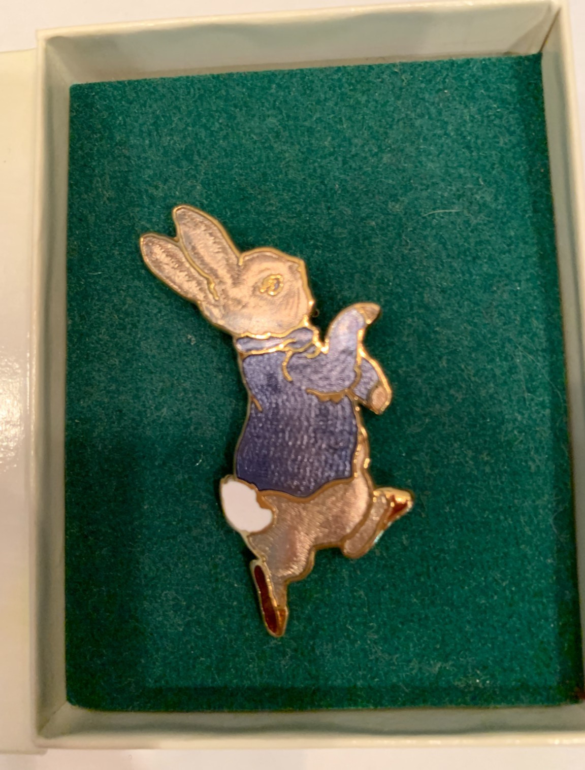 Beatrix Potter Peter Rabbit Enameled 22k Gold Plated Brooch by Fish Crown 1992