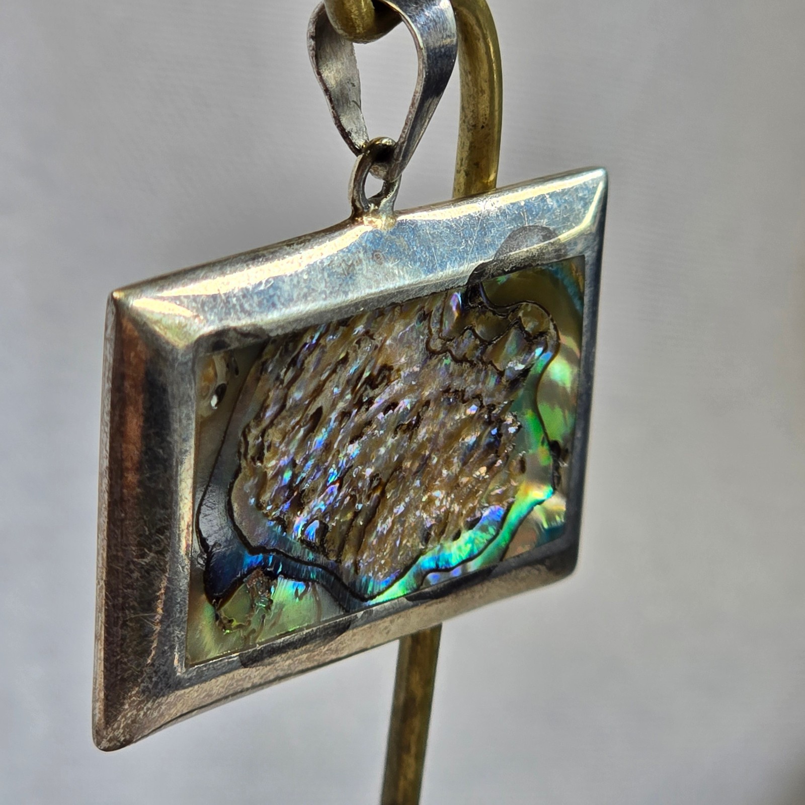 Sterling Silver Pendant 13.1g Fine Jewelry Abalone Look Charm *READ*
