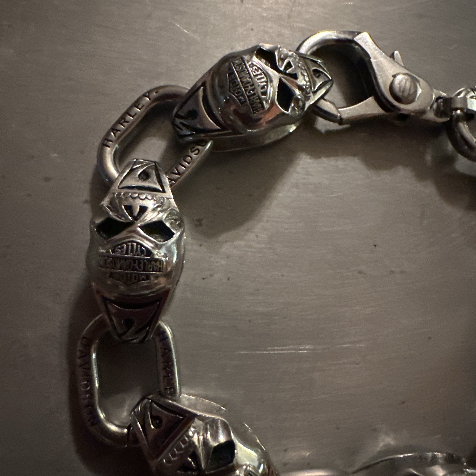 Men’s Harley-Davidson Willie G Skull MOD B&S Logo Link Bracelet Stainless 9.5 In