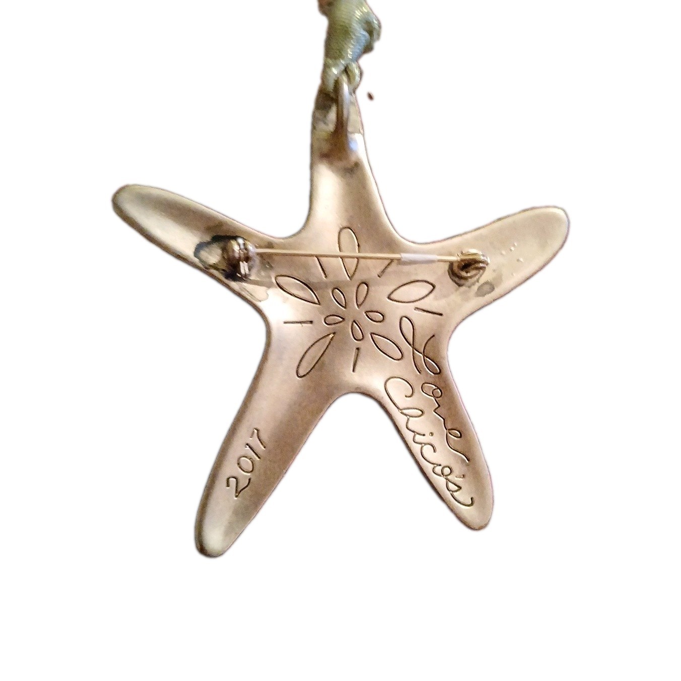 Chico’s 2017 Gold Starfish Pendant Brooch Combo Peace Love Joy Family Dream 3″