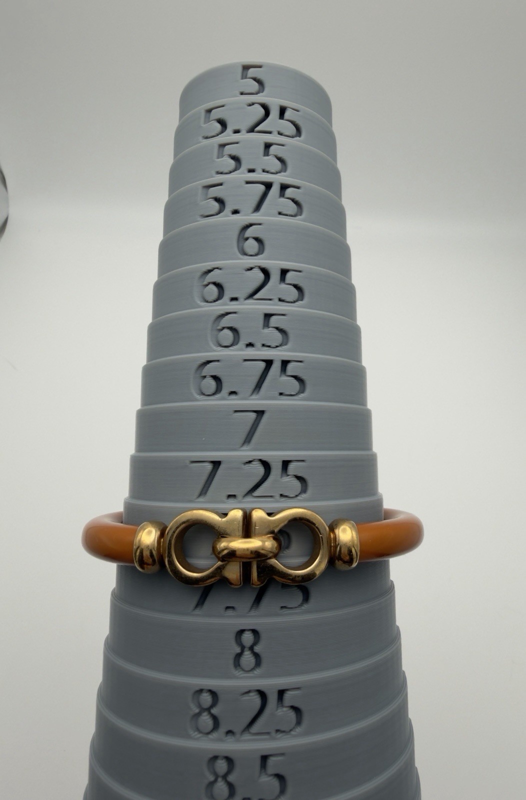 Authentic Salvatore Ferragamo Gancini Bracelet Plastic Resin Gold Brown Size 7.5