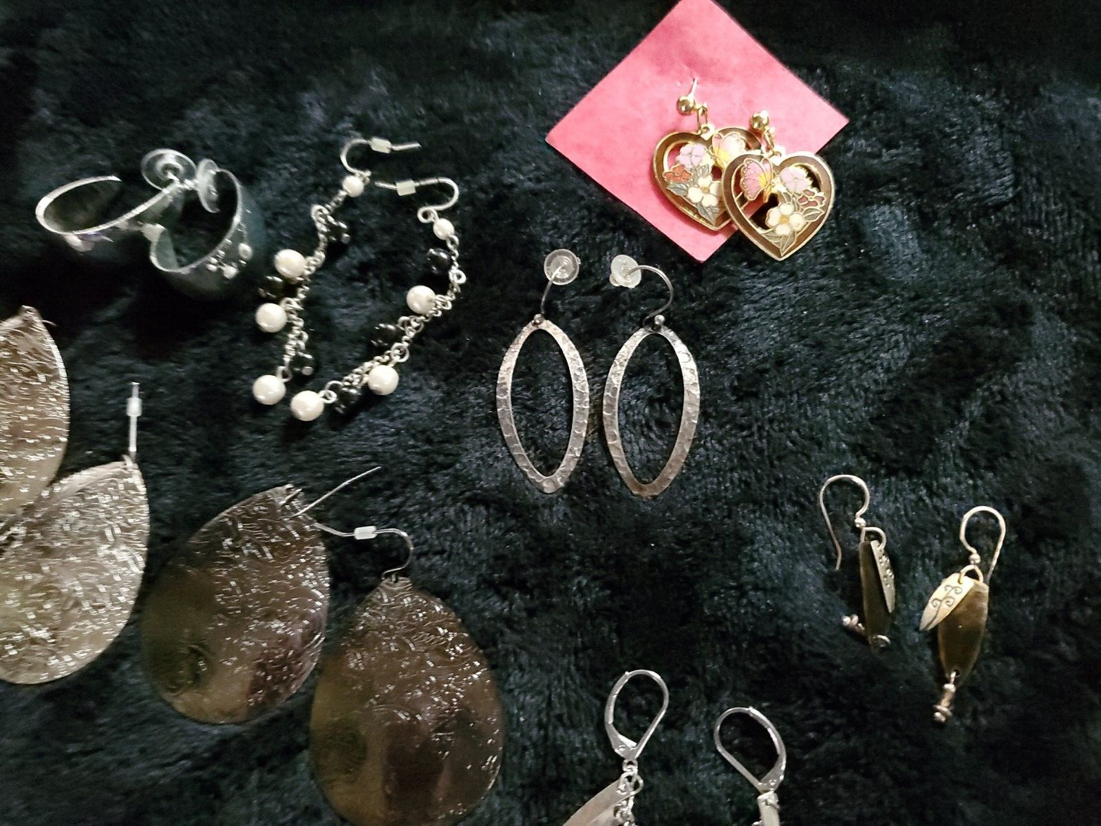 Earrings Lot Of 15 Pairs Pierced Mixed Styles Estate. (E2)